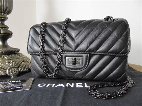 chanel reissue so black chevron|coco chanel 2.55 reissue.